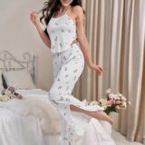 بجامة ورد كرز